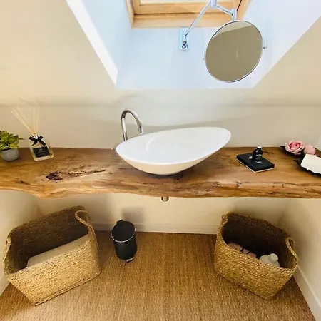 Le Joli Grenier suite De Charme A La Campagne Apartment
